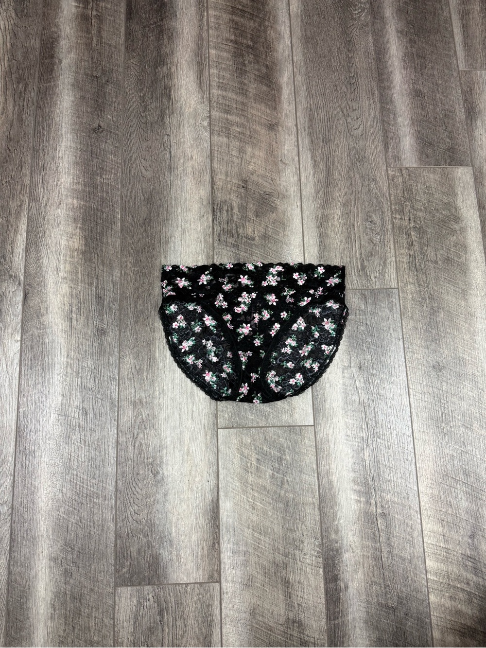 VS‎ Black Floral Brief Underwear